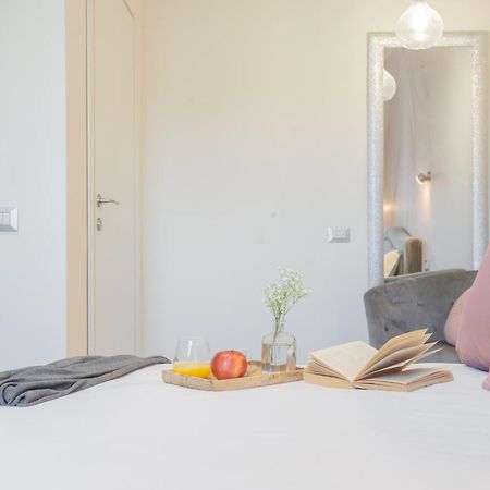 Cernobbio Dream Suites By Rent All Como Exterior photo