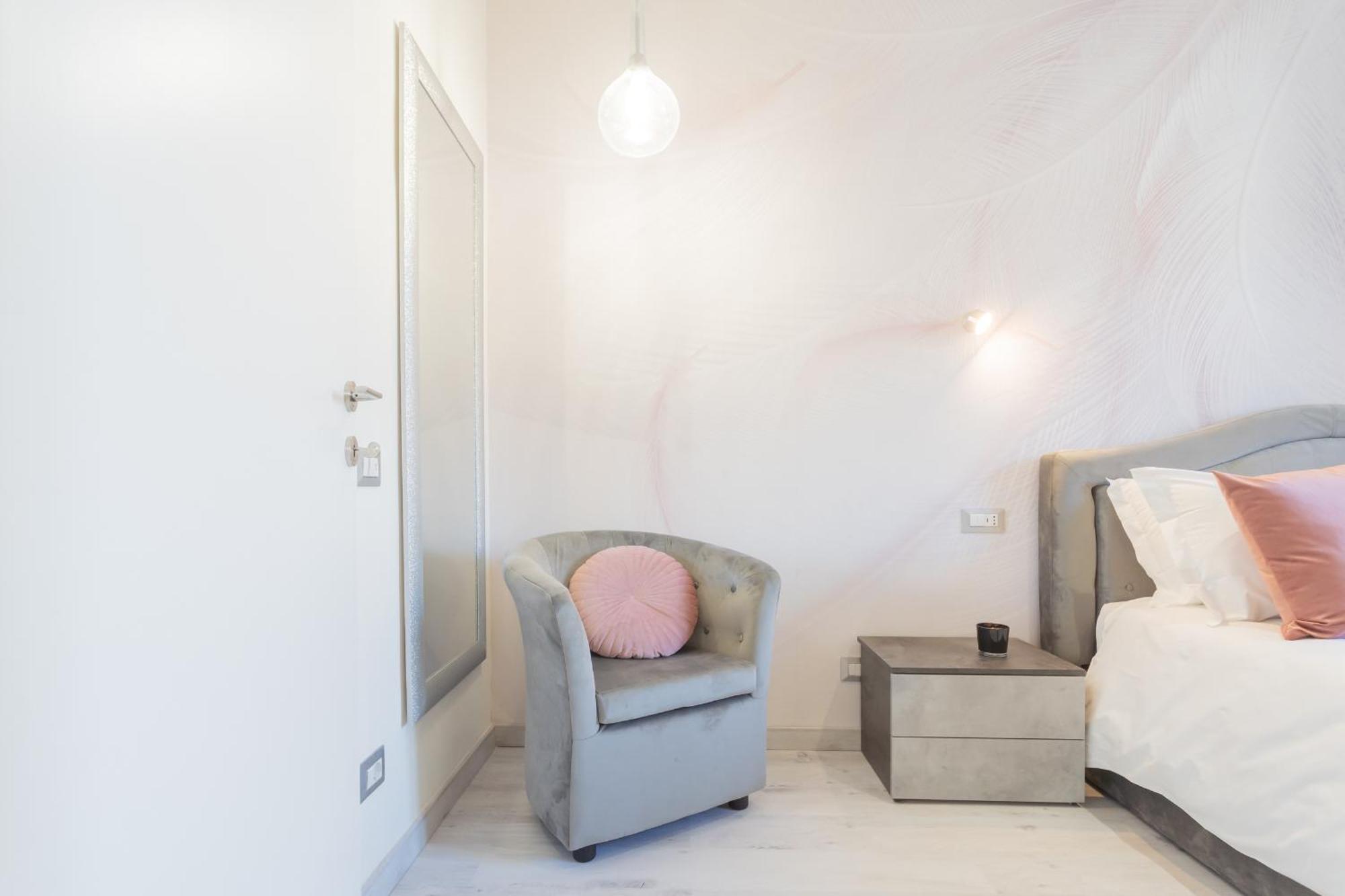 Cernobbio Dream Suites By Rent All Como Exterior photo